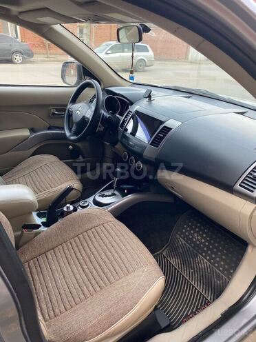 Mitsubishi Outlander 2008, 215,000 km - 3.0 l - Gəncə