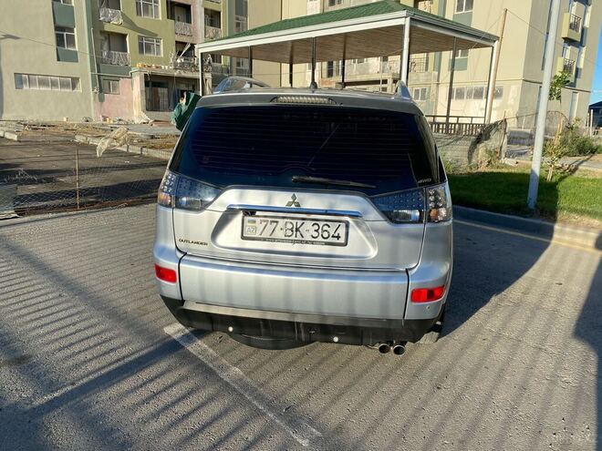 Mitsubishi Outlander 2008, 215,000 km - 3.0 l - Gəncə