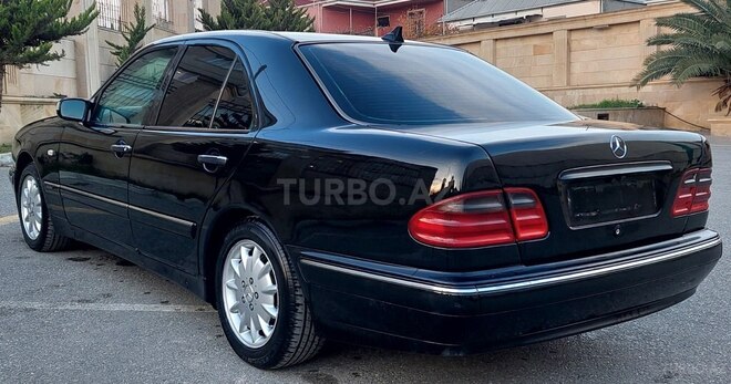Mercedes E 240 1998, 501,456 km - 2.4 л - Bakı
