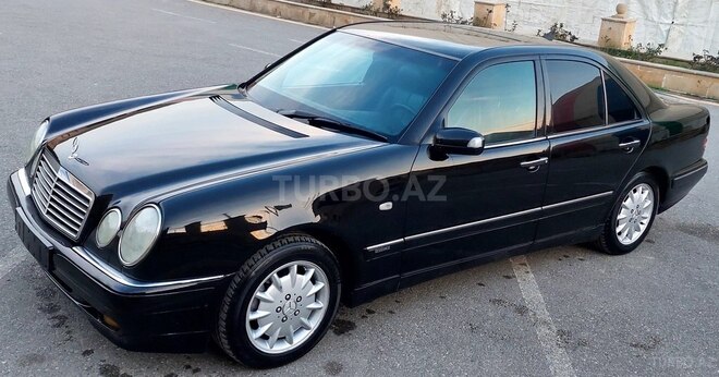 Mercedes E 240 1998, 501,456 km - 2.4 л - Bakı