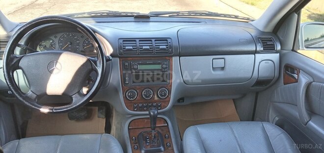 Mercedes ML 320 2003, 403,945 km - 3.2 л - Quba
