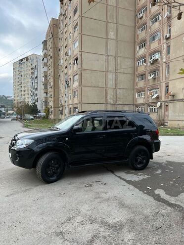 Toyota Fortuner 2005, 265,800 km - 4.0 l - Bakı