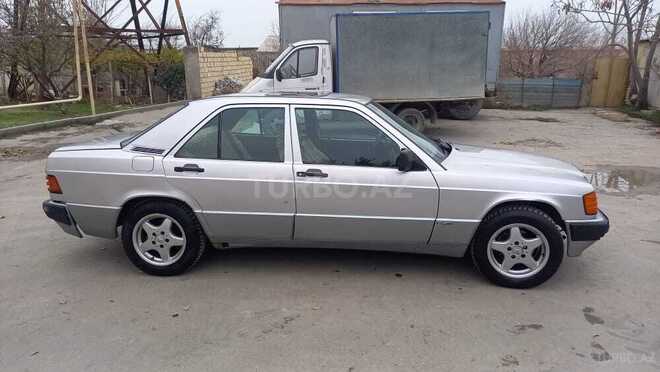 Mercedes 190 1992, 190,000 km - 2.0 l - Sumqayıt
