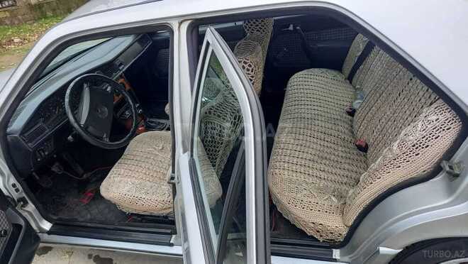 Mercedes 190 1992, 190,000 km - 2.0 l - Sumqayıt