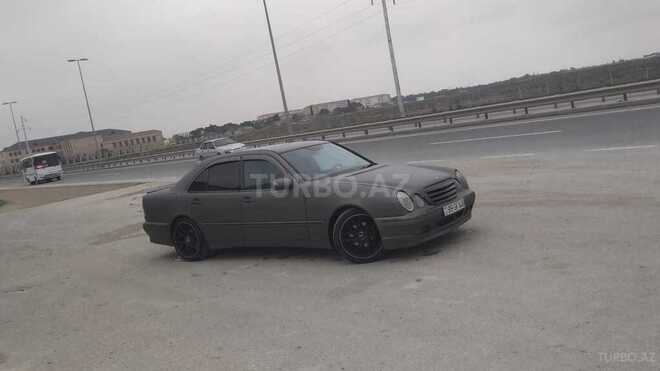 Mercedes E 240 2001, 644,000 km - 2.4 l - Bakı