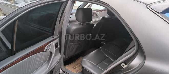 Mercedes E 240 2001, 644,000 km - 2.4 l - Bakı