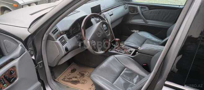 Mercedes E 240 2001, 644,000 km - 2.4 l - Bakı