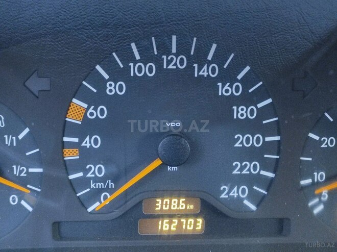 Mercedes C 180 2000, 163,251 km - 1.8 l - Bakı