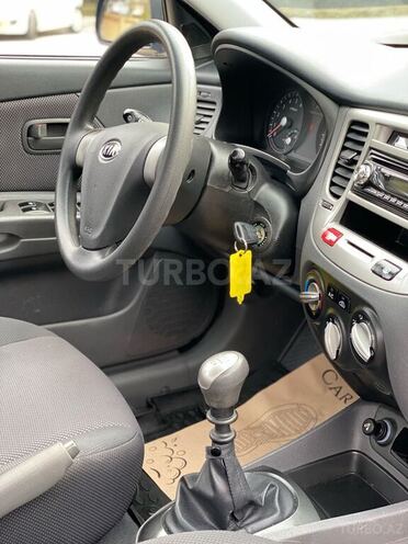 Kia Rio 2006, 133,000 km - 1.4 l - Bakı