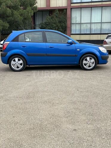 Kia Rio 2006, 133,000 km - 1.4 l - Bakı