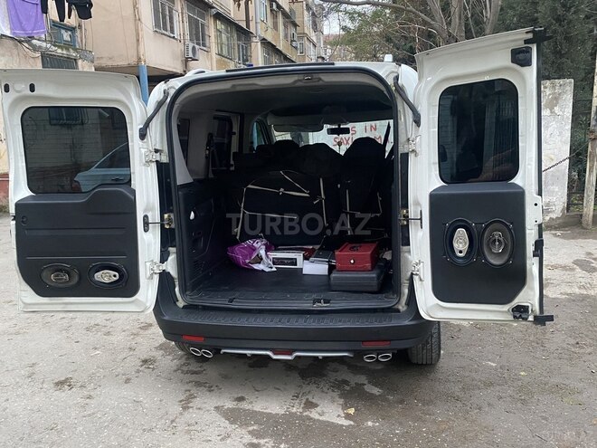 Fiat Doblo 2011, 355,500 km - 1.3 l - Bakı