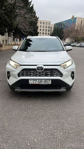 Toyota RAV4 2019, 18,200 km - 2.0 l - Bakı