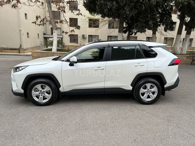 Toyota RAV4 2019, 18,200 km - 2.0 l - Bakı