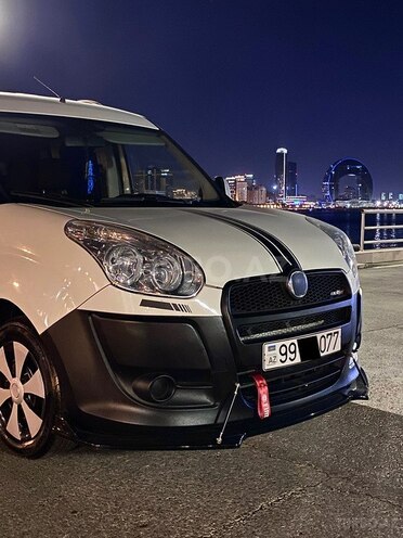 Fiat Doblo 2011, 355,500 km - 1.3 l - Bakı