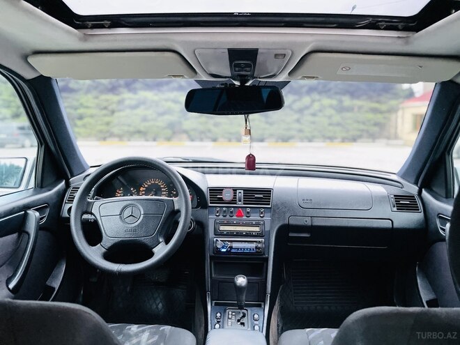 Mercedes C 240 1998, 243,000 km - 2.4 л - Bakı