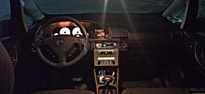 Opel Zafira 2004, 250,000 km - 2.2 л - Bakı