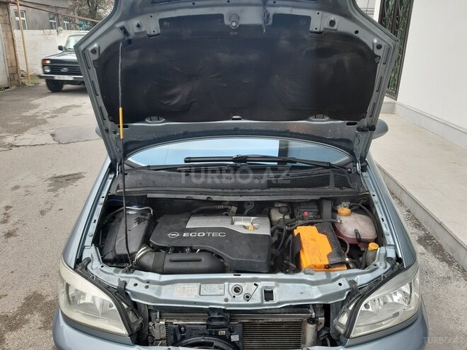 Opel Zafira 2004, 250,000 km - 2.2 л - Bakı
