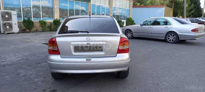 Opel Vectra 1999, 143,000 km - 1.6 l - Zaqatala