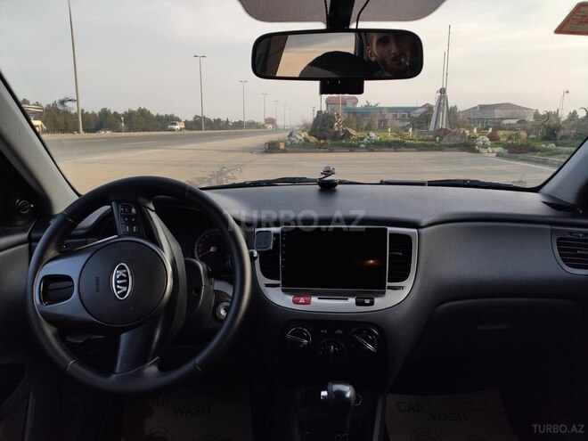 Kia Rio 2009, 185,000 km - 1.4 л - Bakı