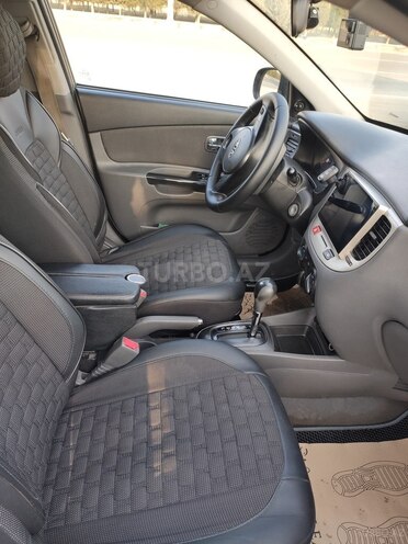 Kia Rio 2009, 185,000 km - 1.4 л - Bakı