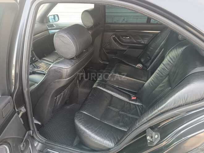 BMW 523 1996, 250,000 km - 2.5 l - Sumqayıt