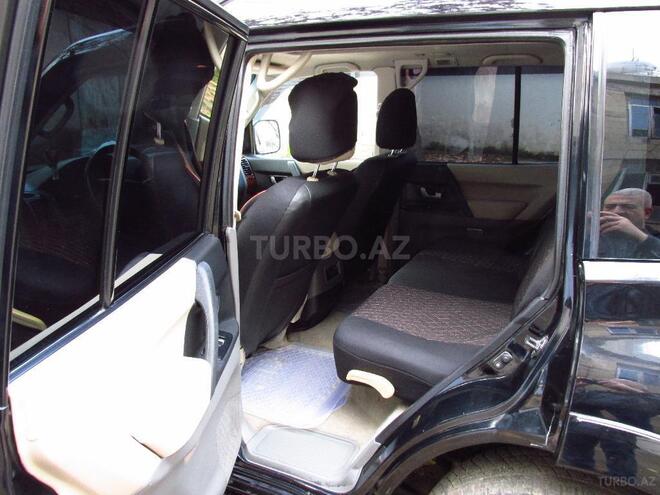 Mitsubishi Pajero 2006, 300,000 km - 3.0 l - Bakı