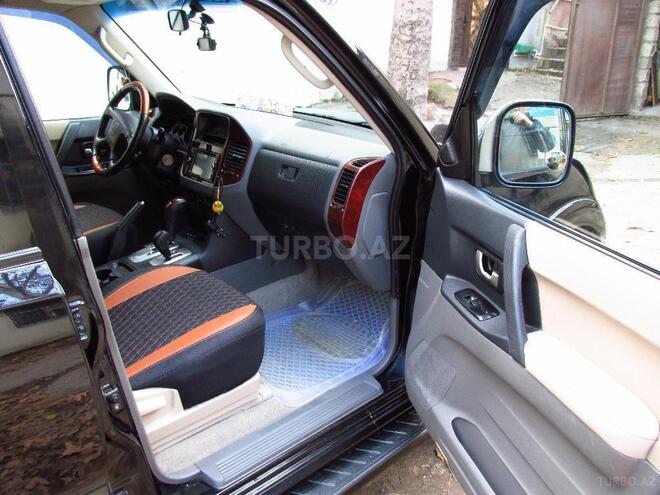 Mitsubishi Pajero 2006, 300,000 km - 3.0 l - Bakı