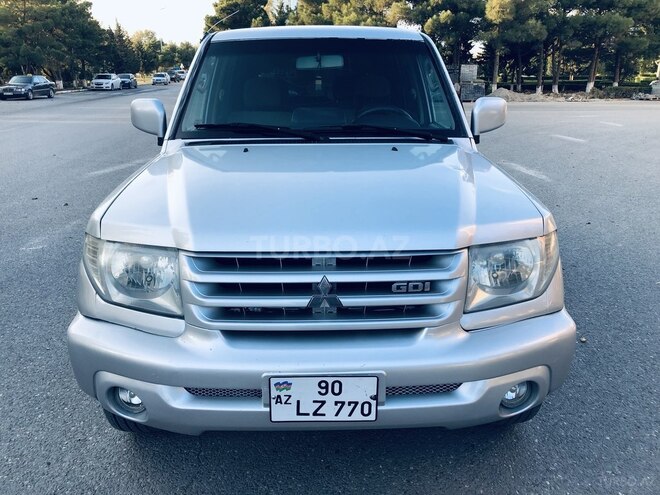 Mitsubishi Pajero io 2001, 141,041 km - 2.0 л - Qax