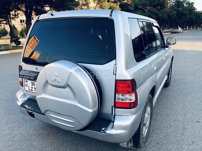 Mitsubishi Pajero io 2001, 141,041 km - 2.0 л - Qax
