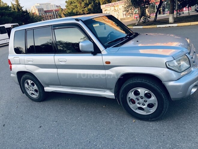 Mitsubishi Pajero io 2001, 141,041 km - 2.0 л - Qax