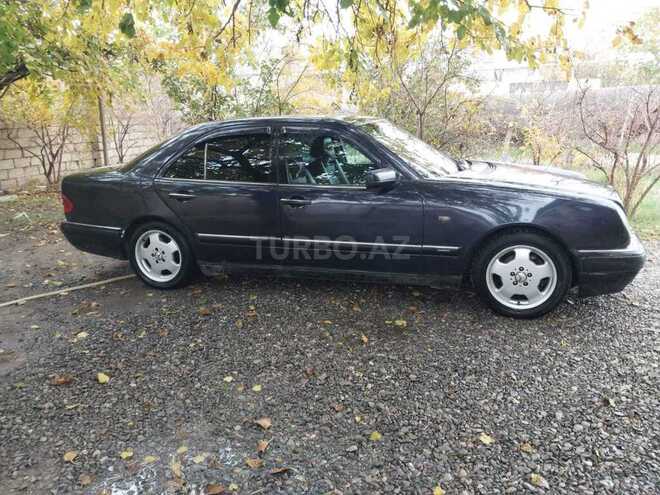 Mercedes E 200 1997, 211,325 km - 2.0 l - Bakı