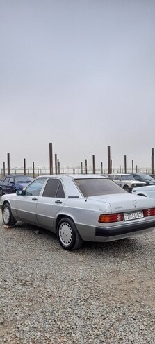 Mercedes 190 1991, 250,000 km - 2.0 l - Gəncə