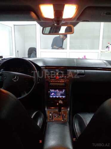Mercedes E 320 2000, 400,000 km - 3.2 l - Bakı