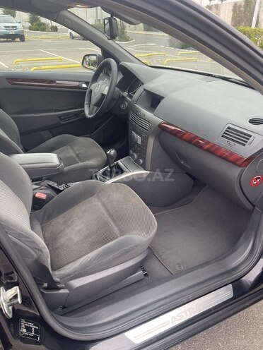 Opel Astra 2004, 173,000 km - 1.4 l - Bakı