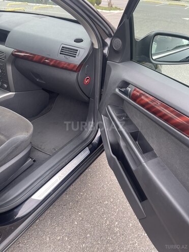 Opel Astra 2004, 173,000 km - 1.4 l - Bakı