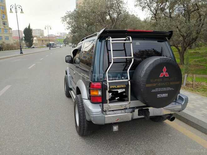 Mitsubishi Pajero 1995, 302,456 km - 2.8 l - Bakı