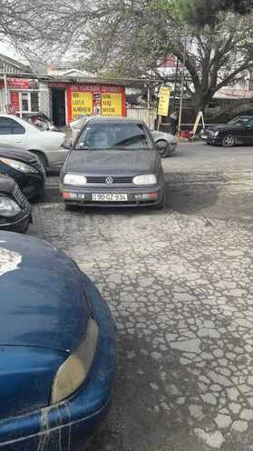 Volkswagen Golf 1995, 300,000 km - 1.8 l - Bakı