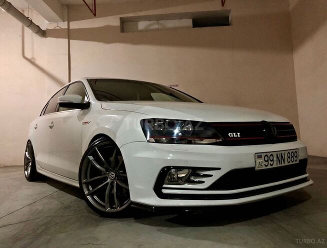 Volkswagen Jetta 2016, 77,000 km - 1.8 l - Bakı