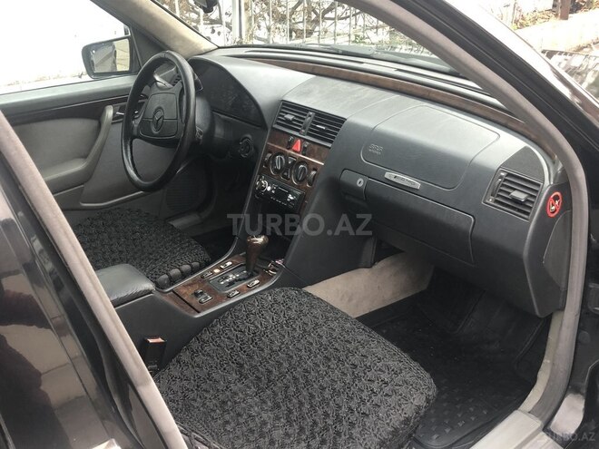 Mercedes C 180 1996, 423,700 km - 1.8 l - Bakı