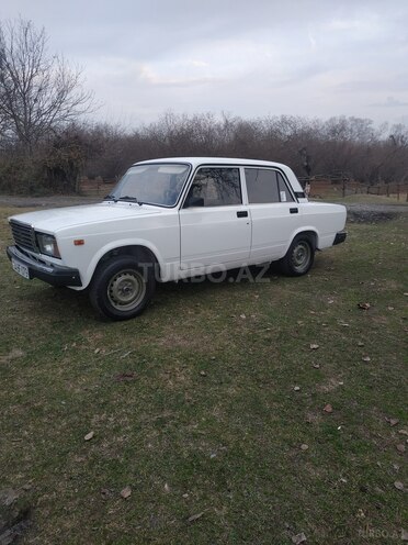 LADA (VAZ) 2107 2008, 200,000 km - 1.5 l - Qax