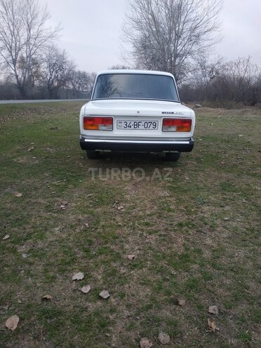 LADA (VAZ) 2107 2008, 200,000 km - 1.5 l - Qax