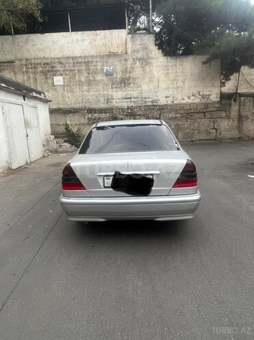 Mercedes C 180 1997, 293,000 km - 1.8 л - Bakı