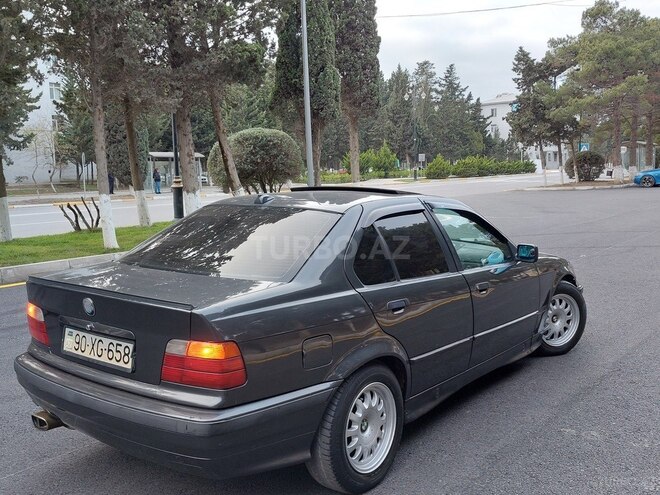 BMW 320 1996, 245,678 km - 2.0 l - Sumqayıt