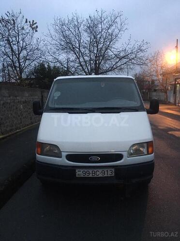 Ford Transit 1999, 370,000 km - 2.5 l - Zaqatala
