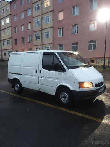 Ford Transit 1999, 370,000 km - 2.5 l - Zaqatala