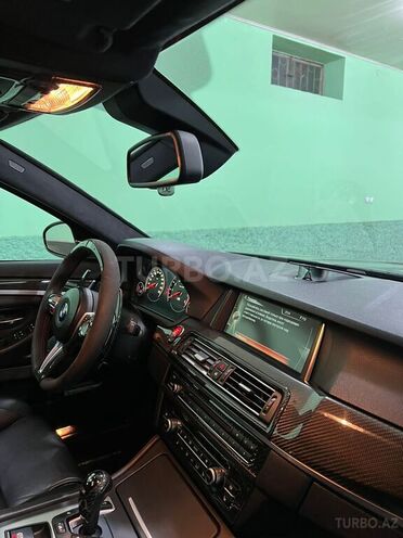 BMW M5 2013, 91,000 km - 4.4 л - Göyçay