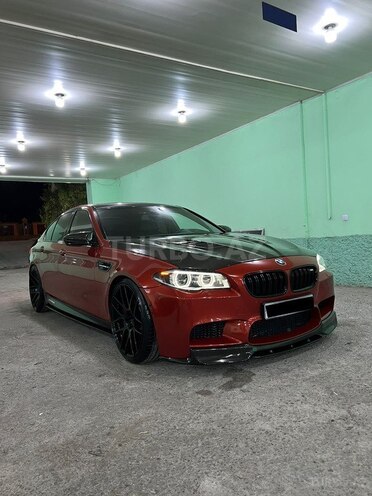 BMW M5 2013, 91,000 km - 4.4 л - Göyçay