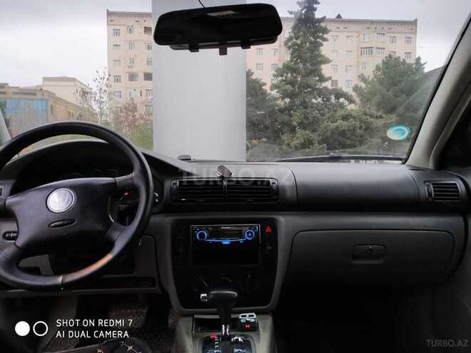 Volkswagen Passat 2004, 283,711 km - 1.8 л - Sumqayıt