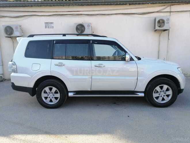 Mitsubishi Pajero 2008, 165,000 km - 3.0 l - Bakı