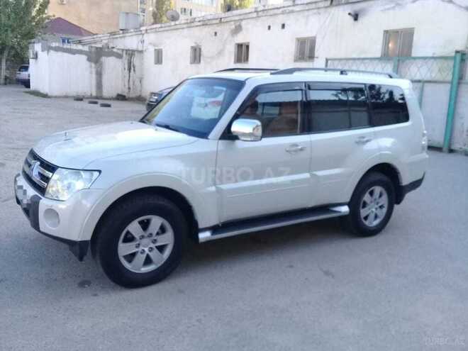 Mitsubishi Pajero 2008, 165,000 km - 3.0 l - Bakı